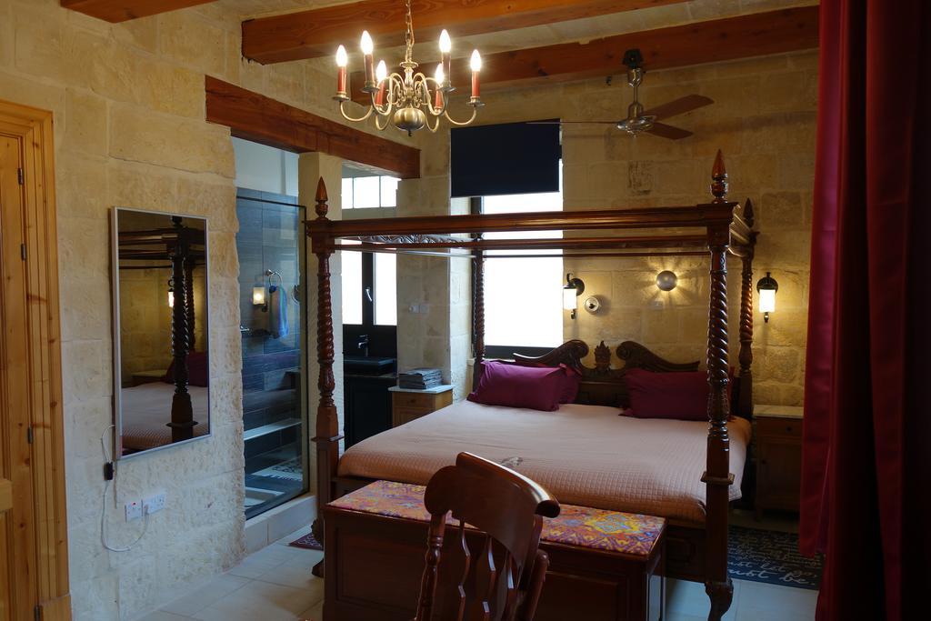 Topking Apartment *