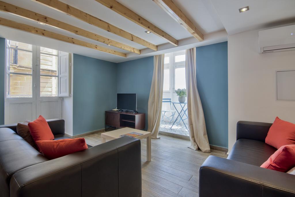 Apartment Borgo 1 & 2 Bedroom Self-catering Units In