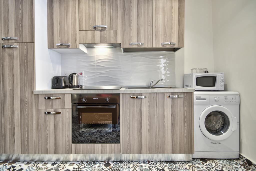 Central Two Bedroom *