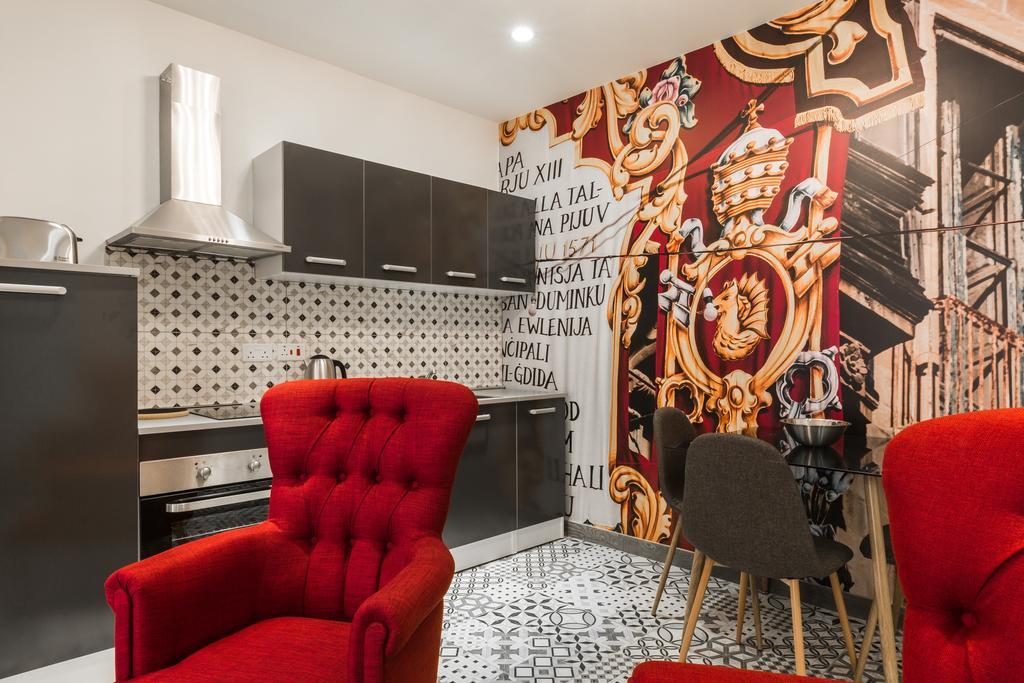 Jean De Valette Boutique Living *