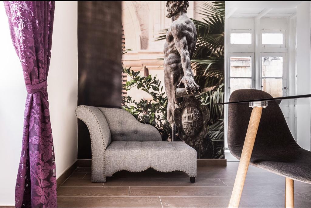 Jean De Valette Boutique Living Apartment *