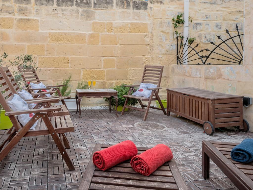 Ajkla Mansion 2* Valletta