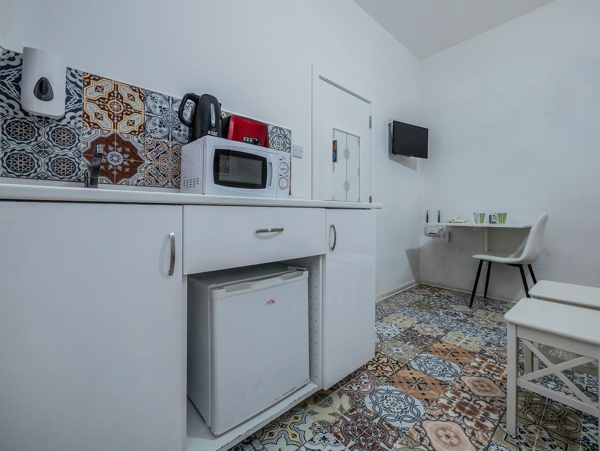 Guest house Ajkla Mansion 2*