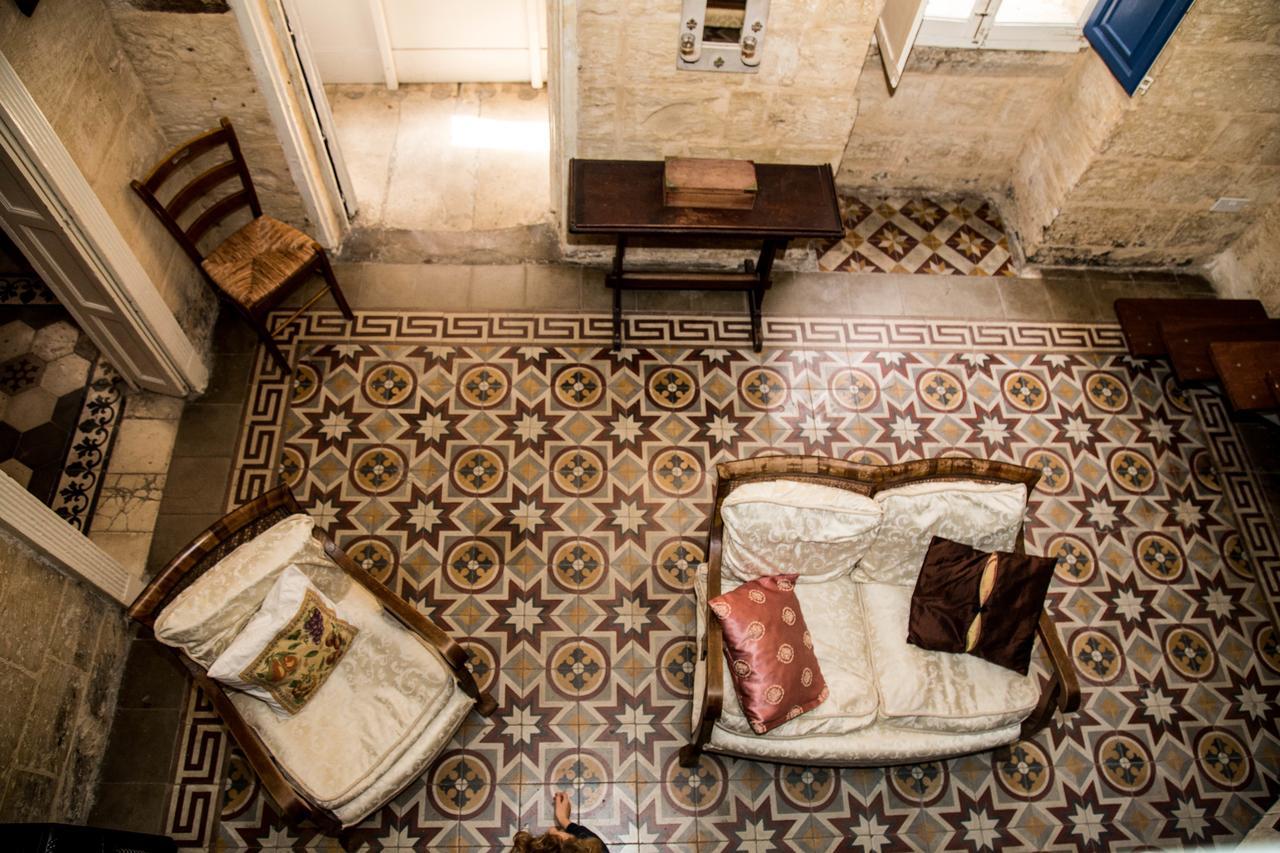 Period Townhouse *