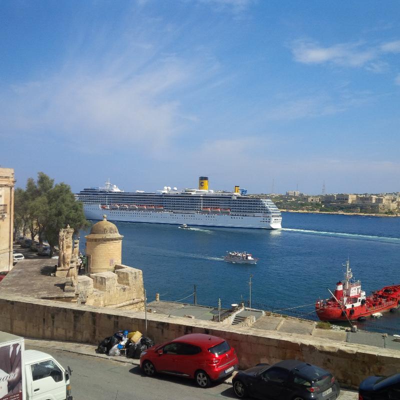 British 2* Valletta