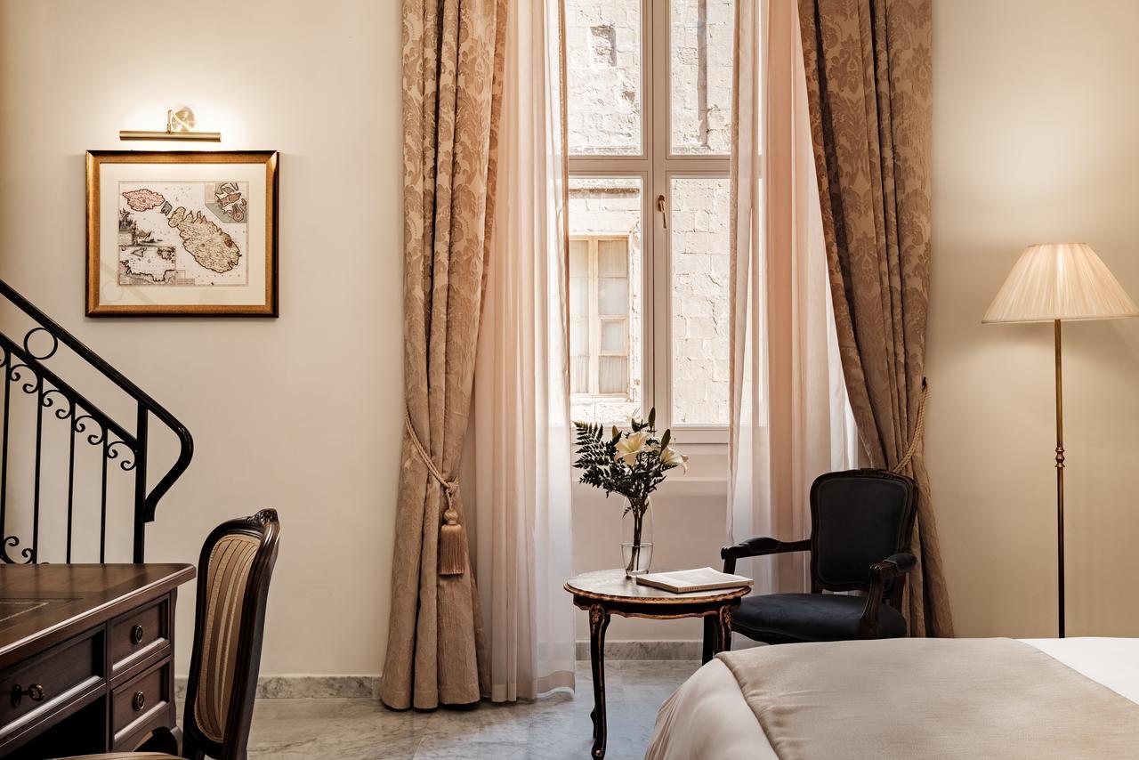 Palais Le Brun 4*