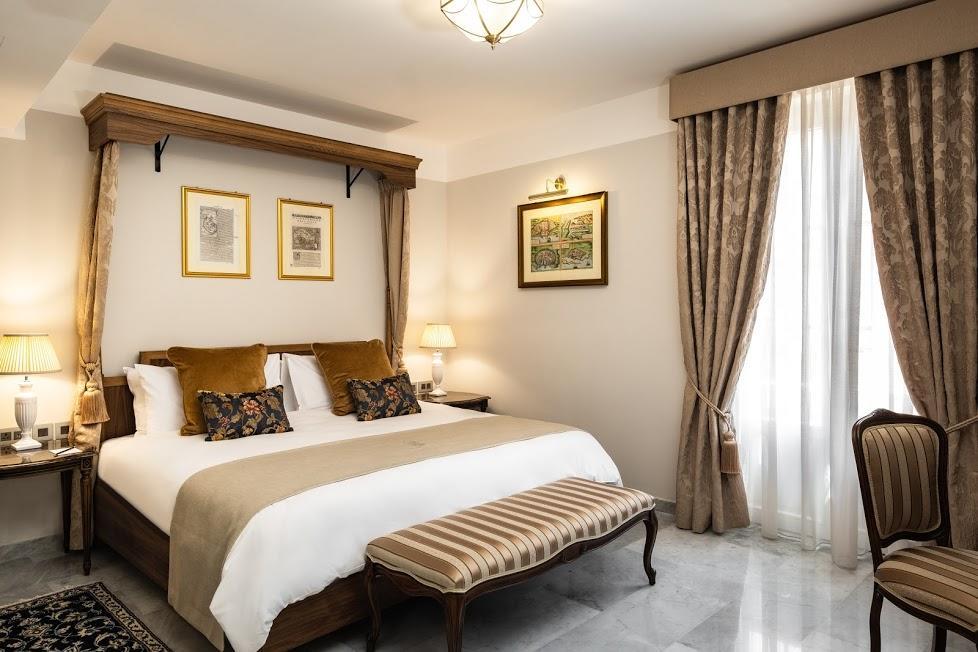Hotel Palais Le Brun 4*