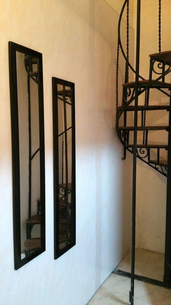 Traditional Apartment *