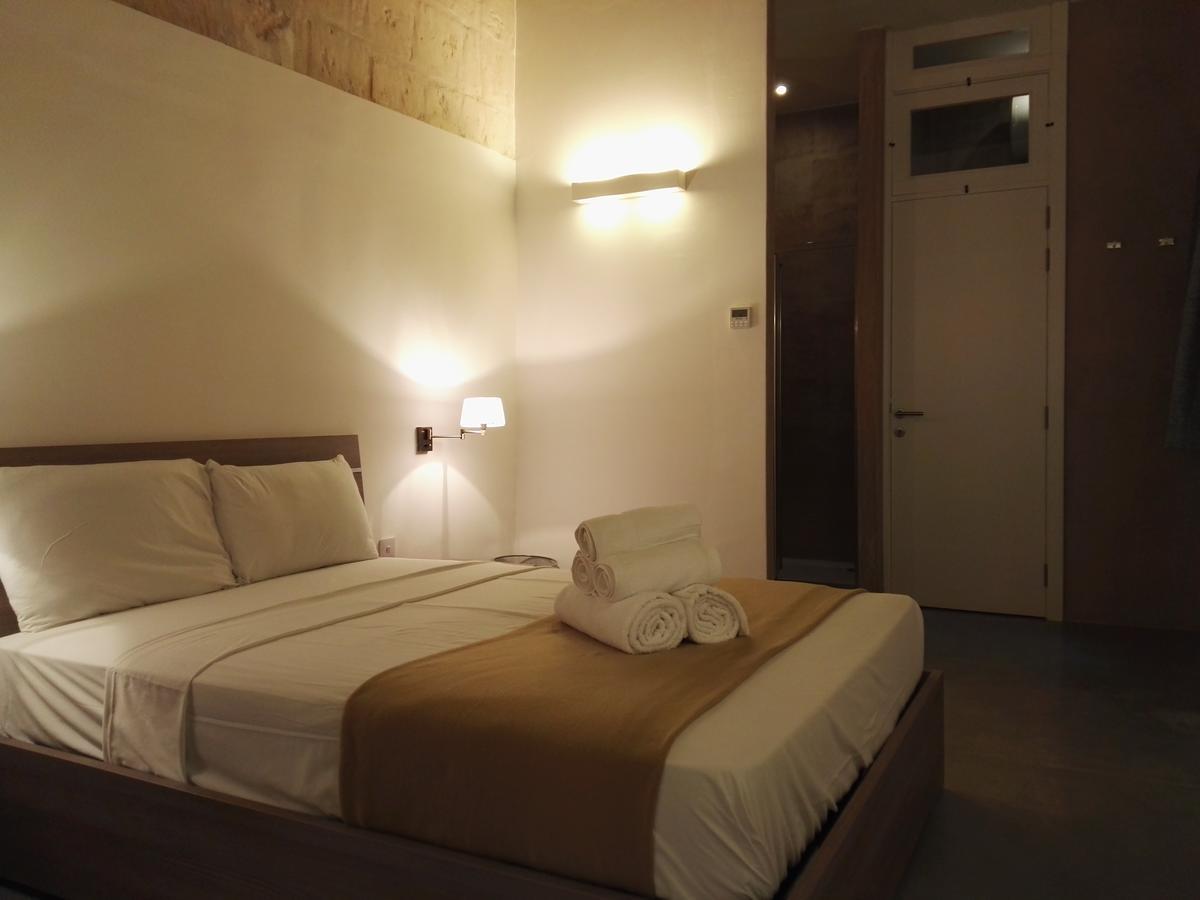 Vallettastay Zoe 1 *