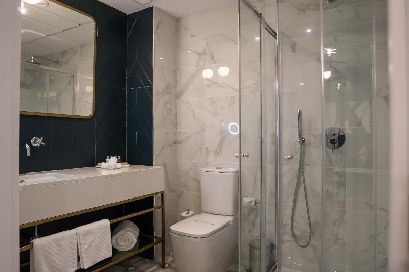 Hotel The Cumberland By Neu Collective 4*
