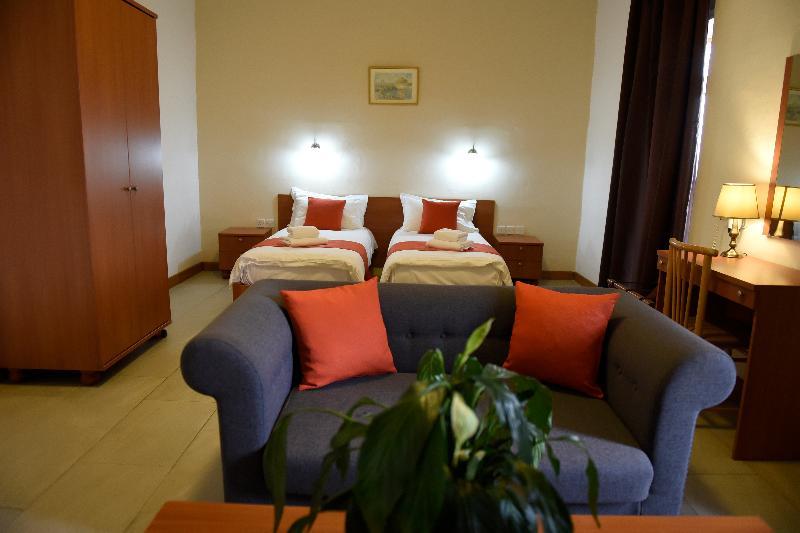 Hotel British