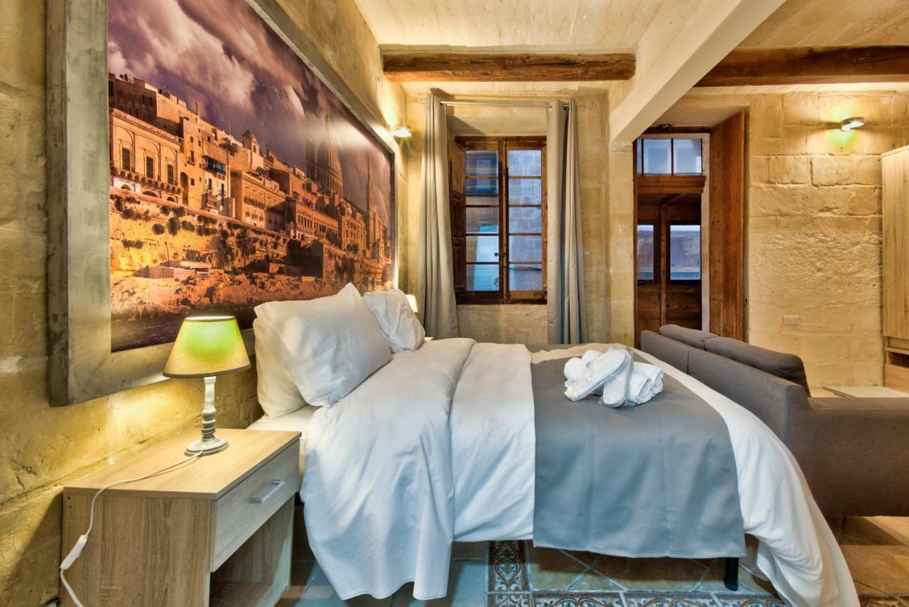 Laparelli Suites: Luxury 1 Guest house *