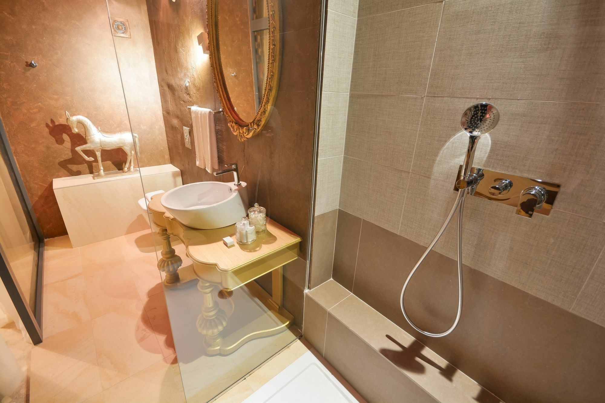 Bed & Breakfast The Vincent Boutique 4*