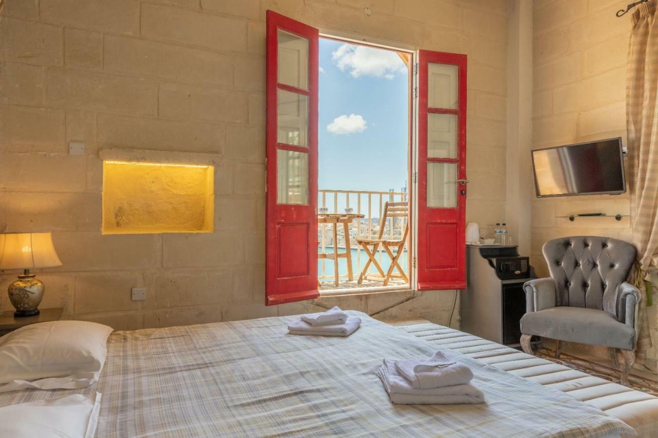 Luciano Al Porto Boutique 3*