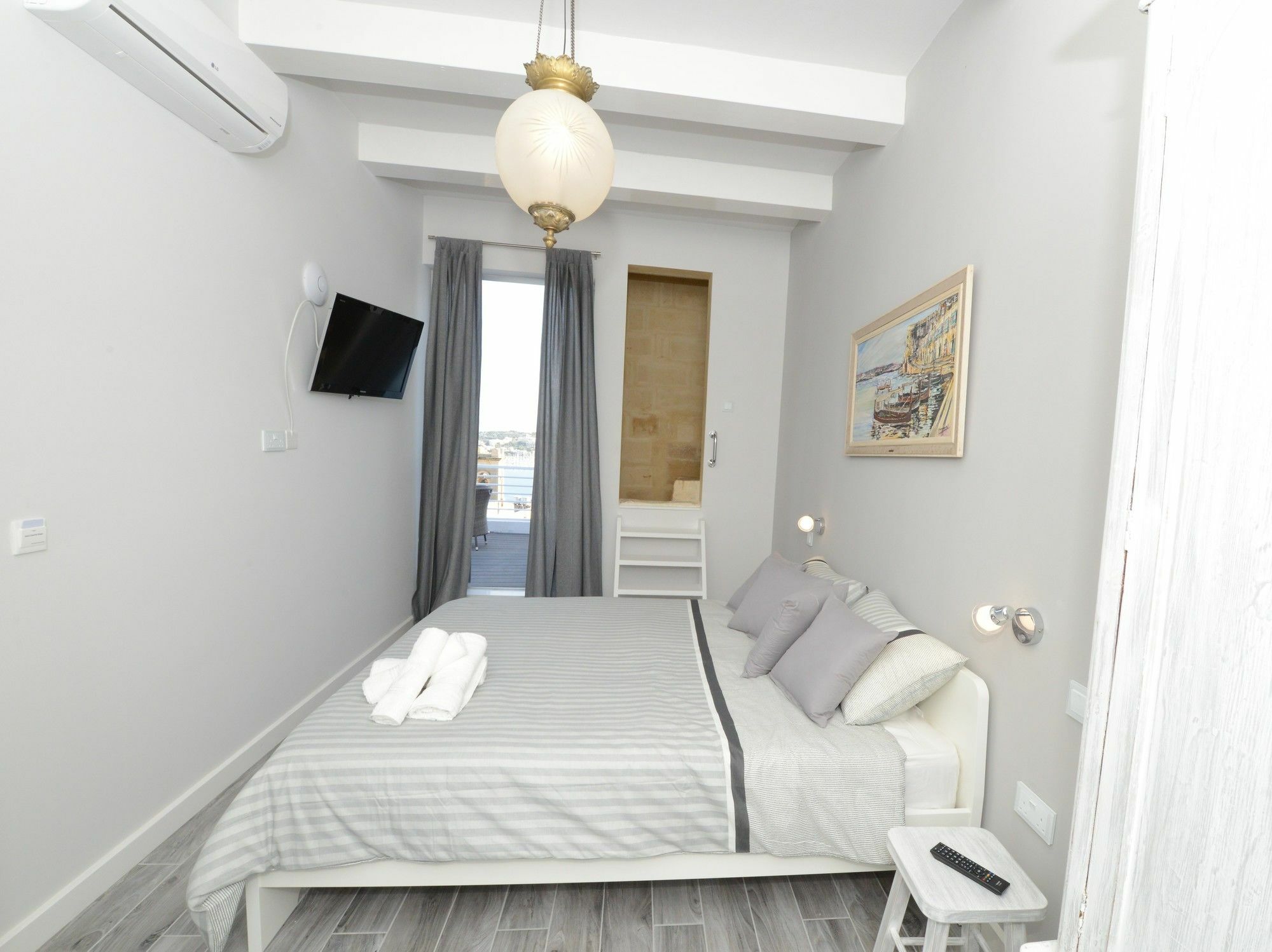 Aparthotel Paulos 4*