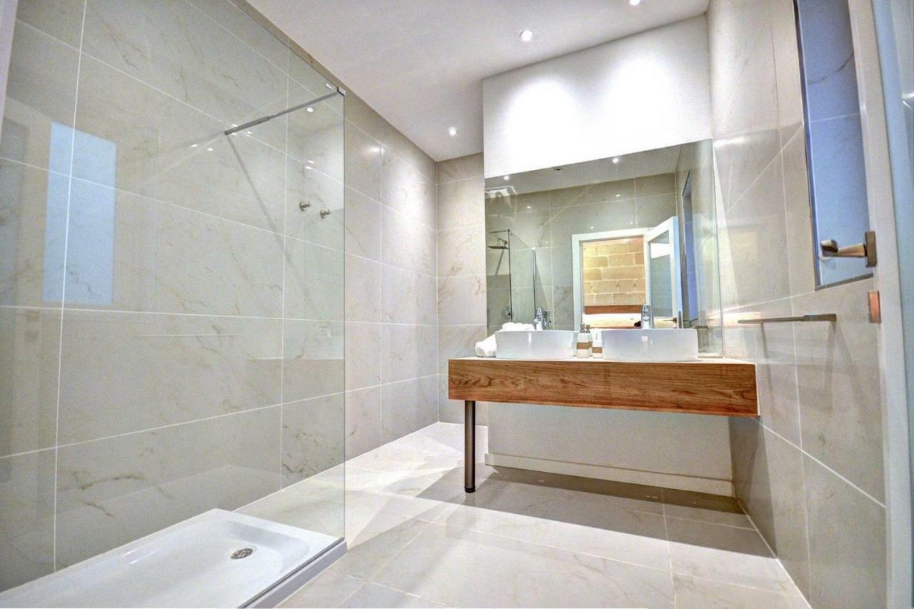 Apartment West Street Valletta