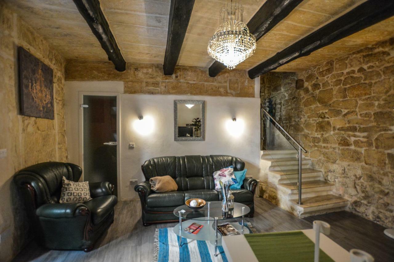 Apartment In Historical Building - Grand Harbour