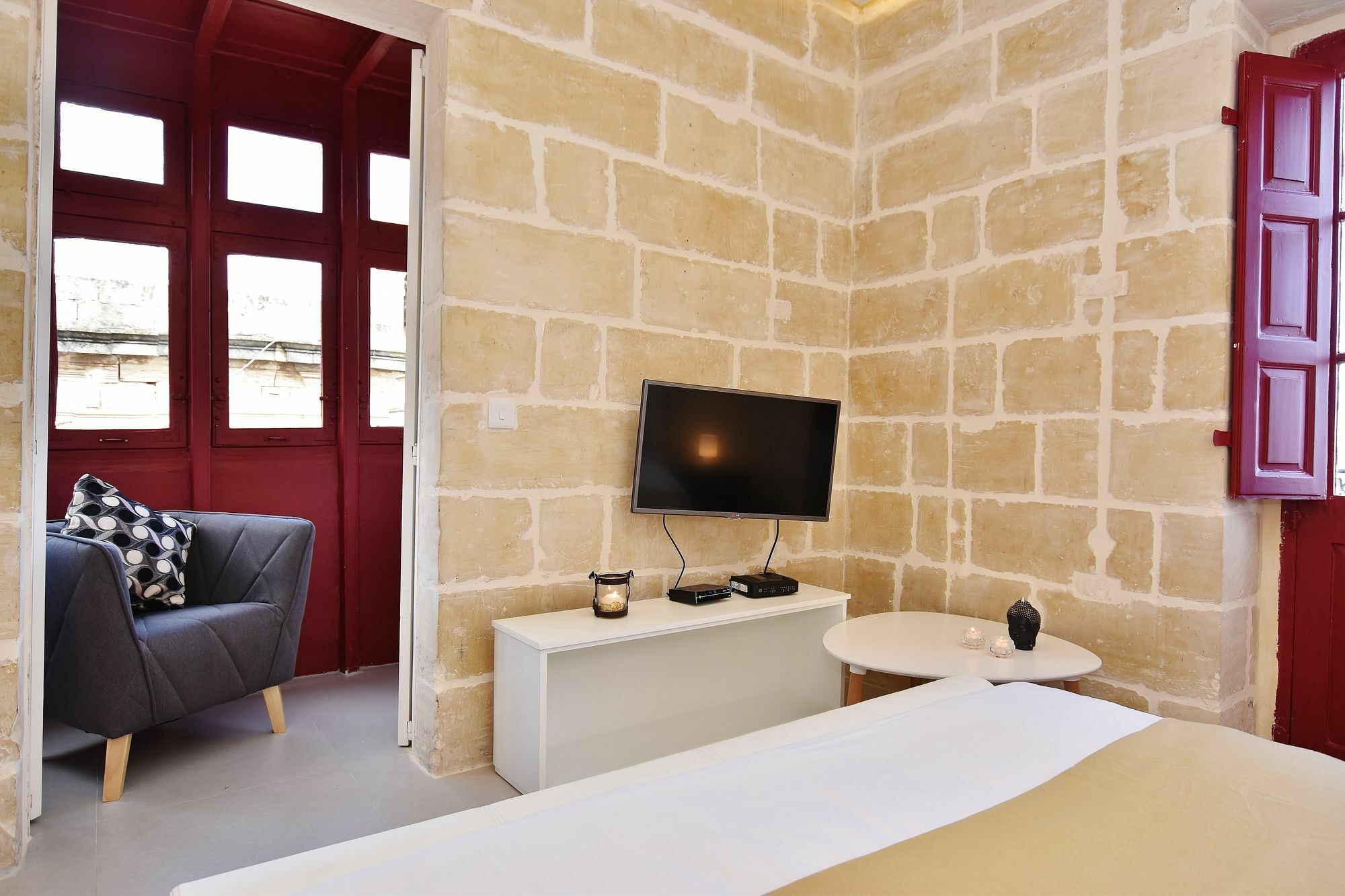 Boutique Living Standard Apts *