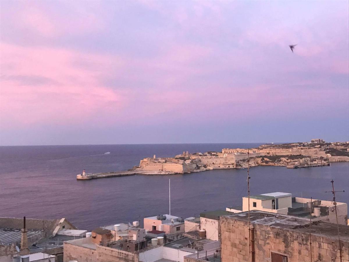 Sea View Large Valletta