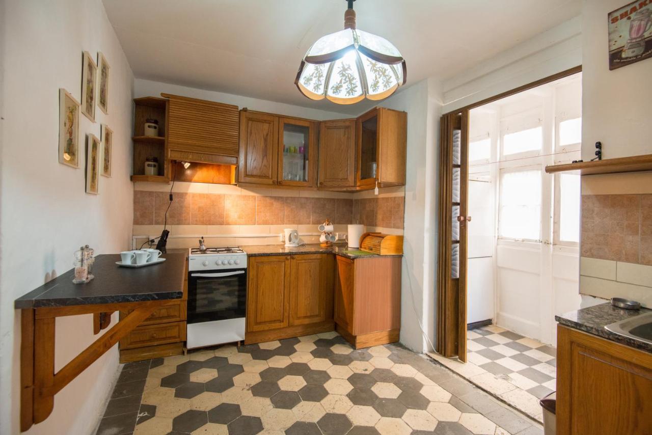 171 St. Dominic Street - Boutique Flat