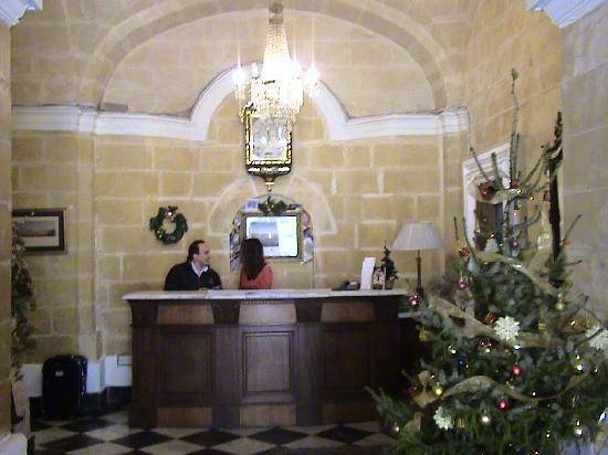Castille Hotel 3*