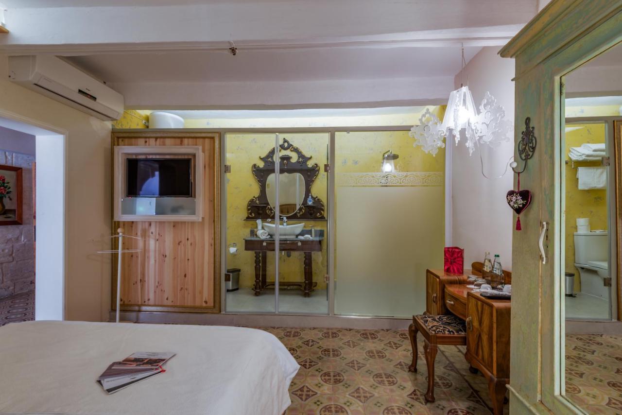 Lucente Guest house