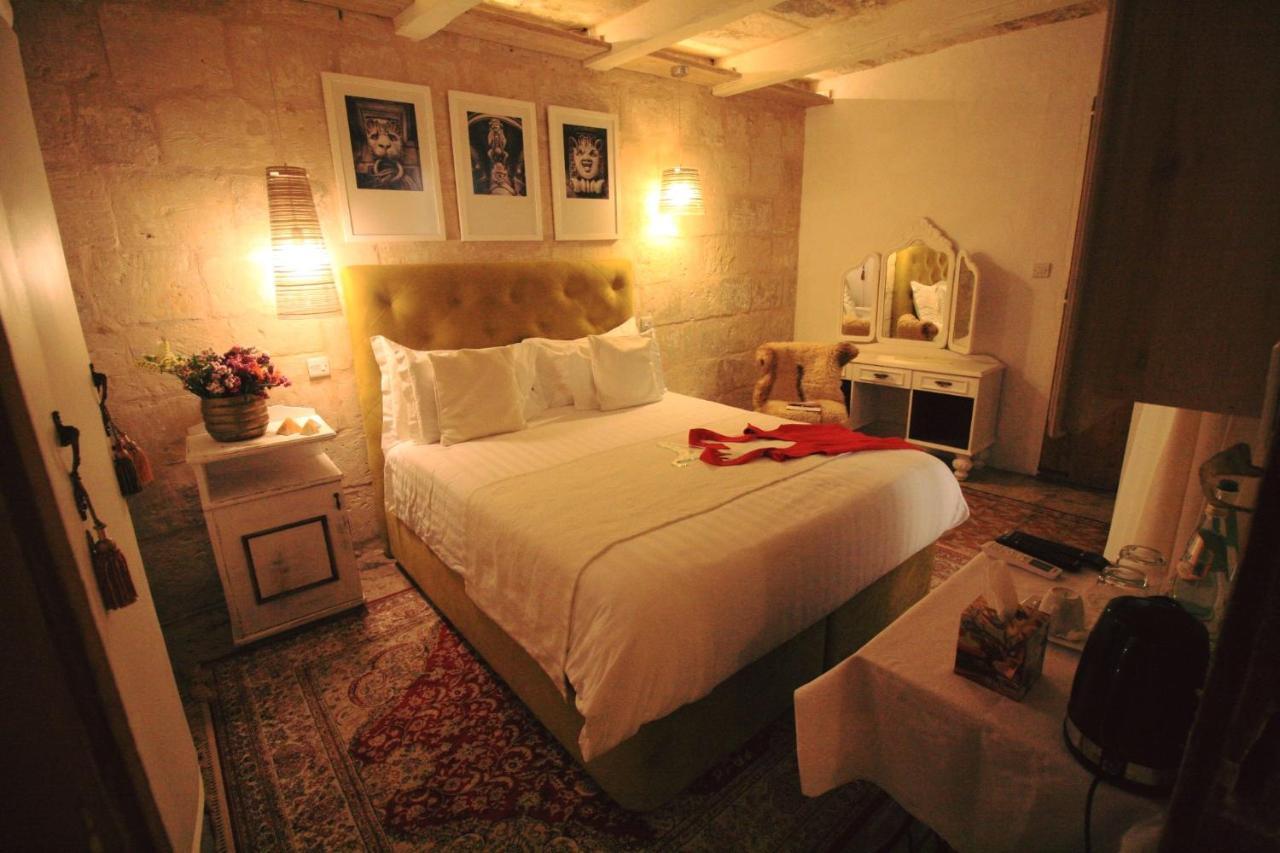Lucente Guest house