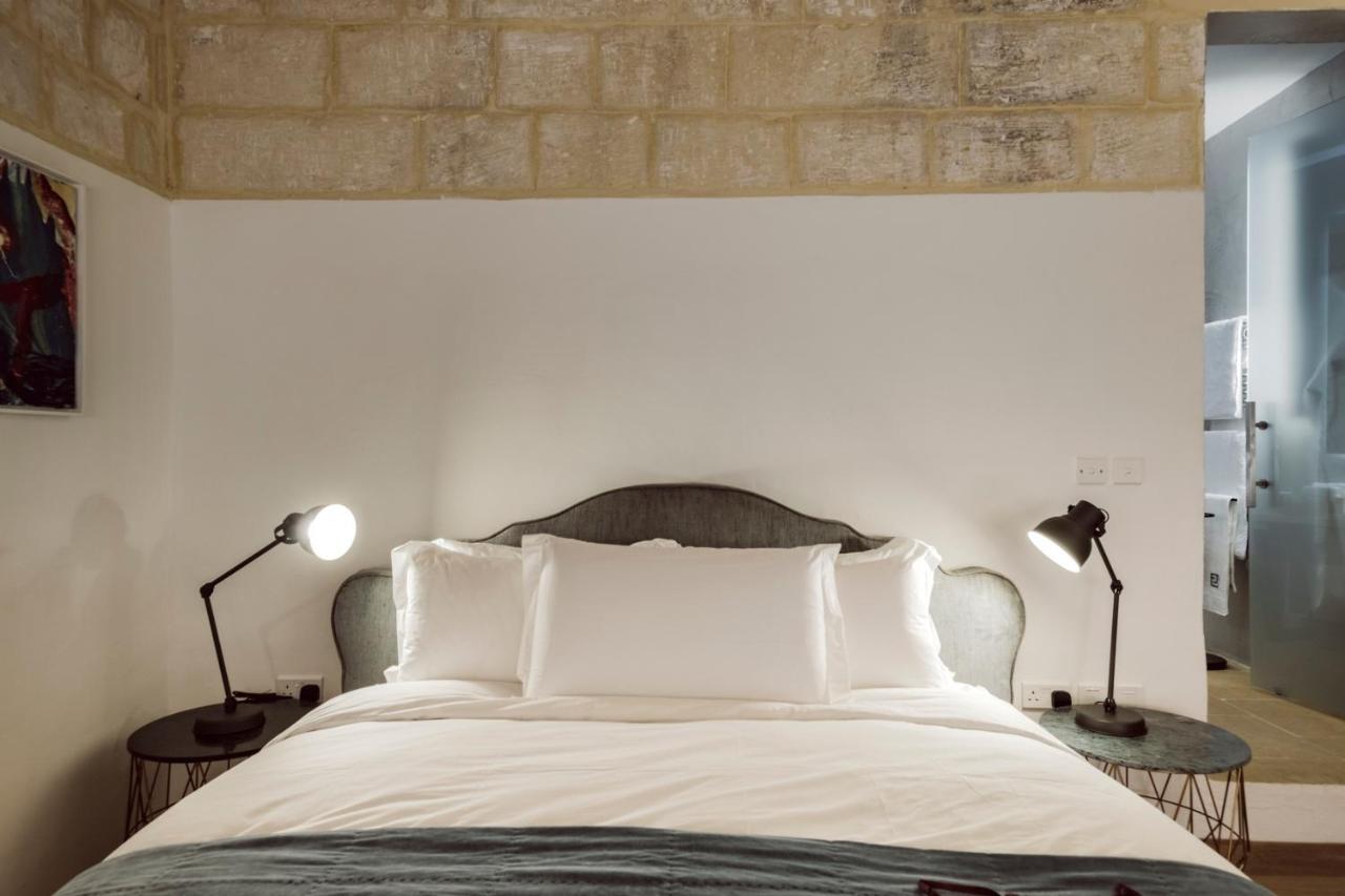 21 Frederick Street * Valletta