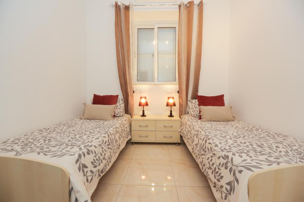 Apartment Triton *