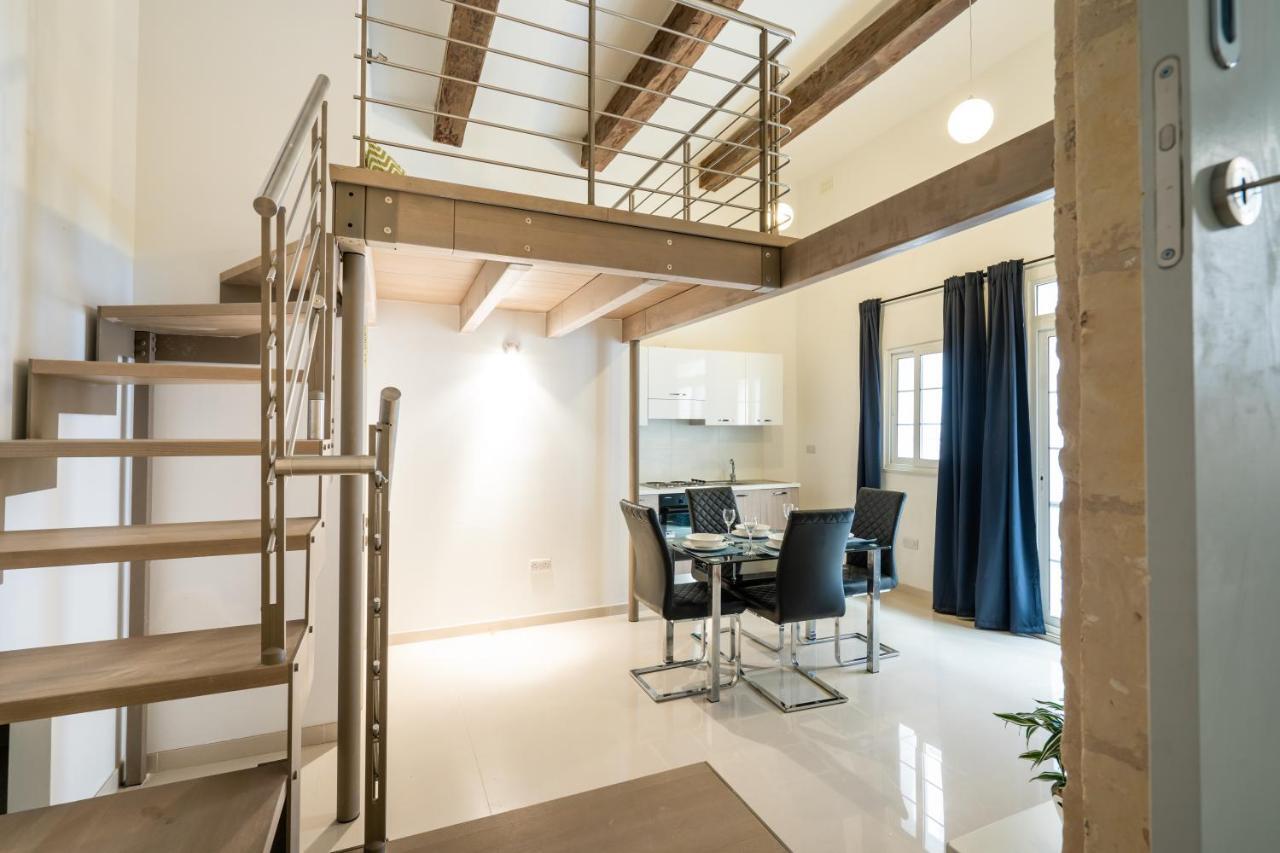 Charming 1 Bedroom Off Republic Street Sleeps 4 *
