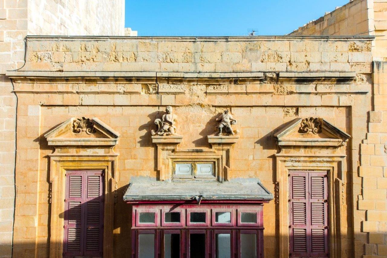 2 Bedroom Sleeps 6 Walking Distance To Centre And The Sea Apartment Valletta
