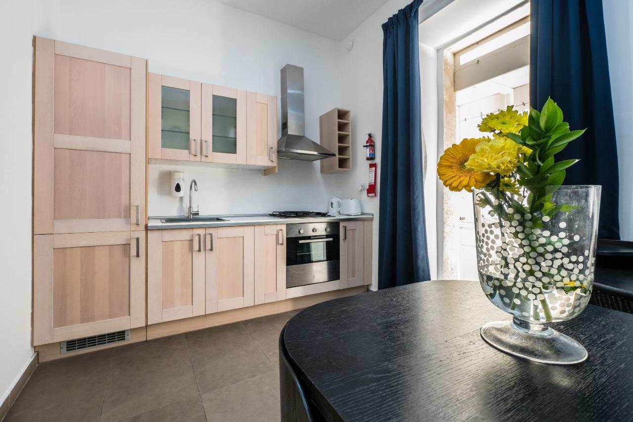 La Vallette Apartment *